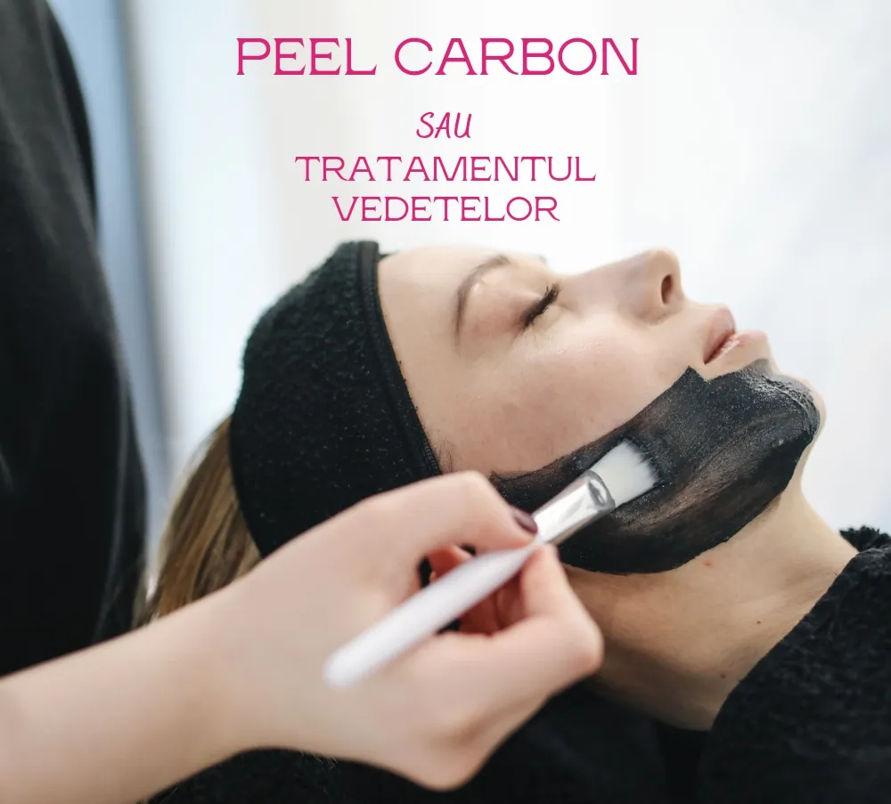 Aliana aplică masca de carbon pentru un tratament carbon peel Hollywood la salonul din Timișoara, Calea Șagului 11